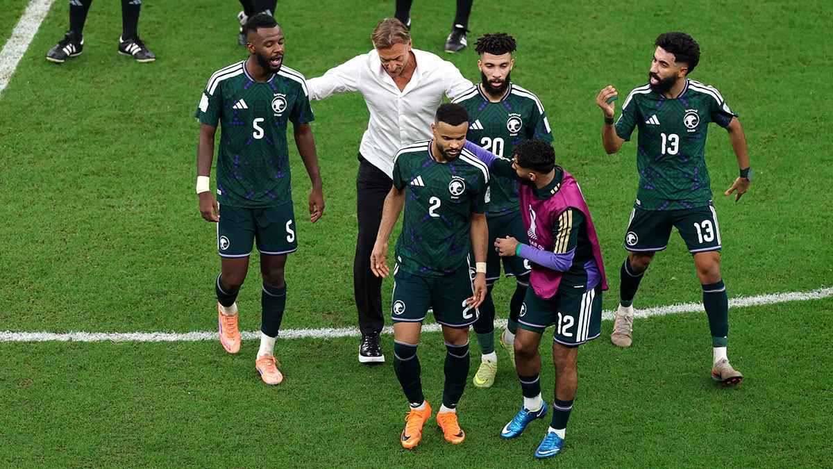 رينارد يثير الجدل حول مصيره مع المنتخب السعودي (فيديو)