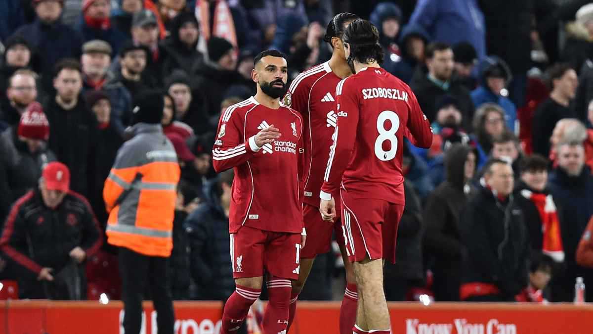 سلوت يكذب.. وائل جمعه يهاجم مدرب ليفربول بسبب صلاح