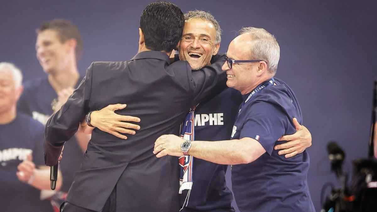 سيكون الأعلى أجرا في العالم.. لويس إنريكي يتلقى عرضا أسطوريا