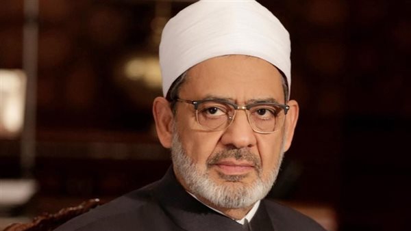 شيخ الأزهر ينعَى الدكتور محمد صابر عرب وزير الثقافة الأسبق