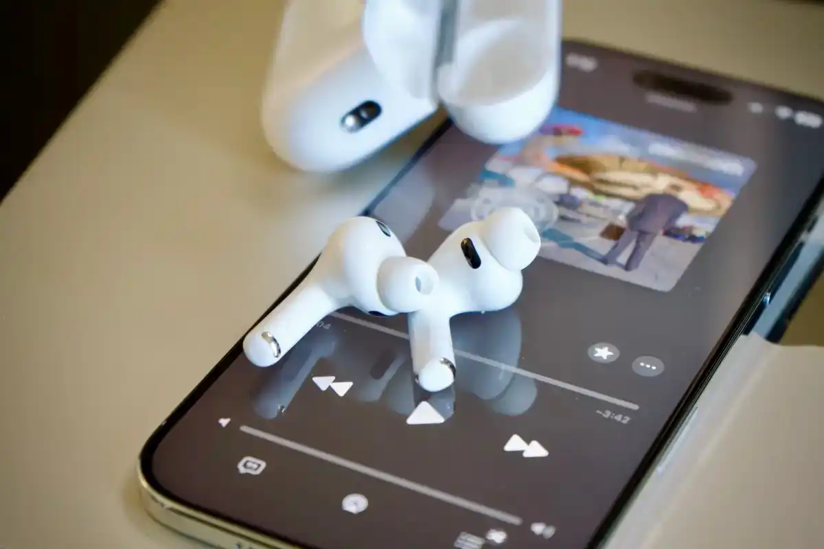 سماعات أبل اللاسلكية