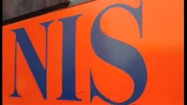 عاجل| أتوبيس مدرسة نيرمين إسماعيل الدولية يقتحم شقة سكنية ويثير زعر أولياء الأمور” فيديو”