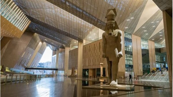 عضو لجنة التاريخ والآثار يتحدث عن تفاصيل إعادة تركيب مركب خوفو الثانية بالمتحف الكبير