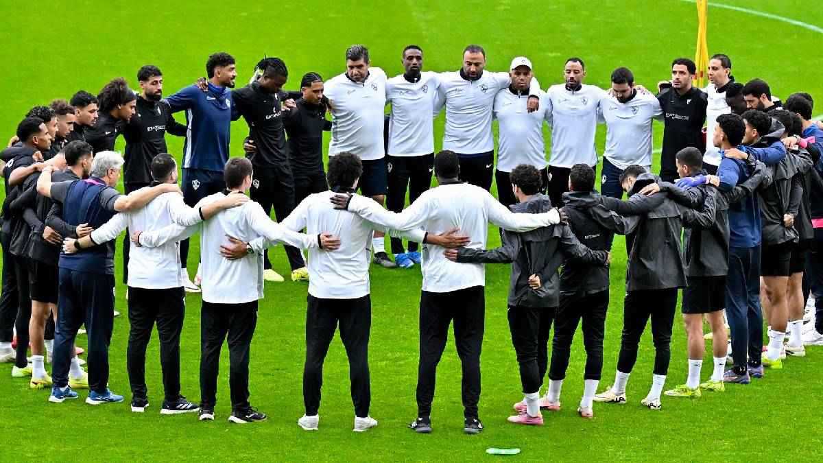 على حافة الإفلاس.. خطة برشلونة تنقذ الزمالك من “انهيار تاريخي”