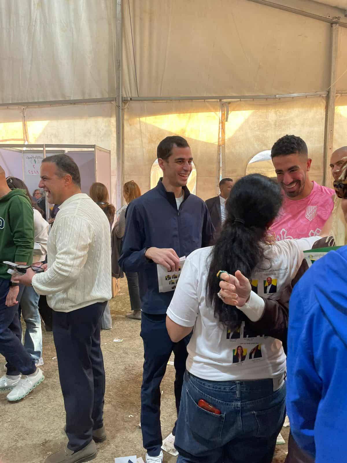 لا يتوفر وصف.