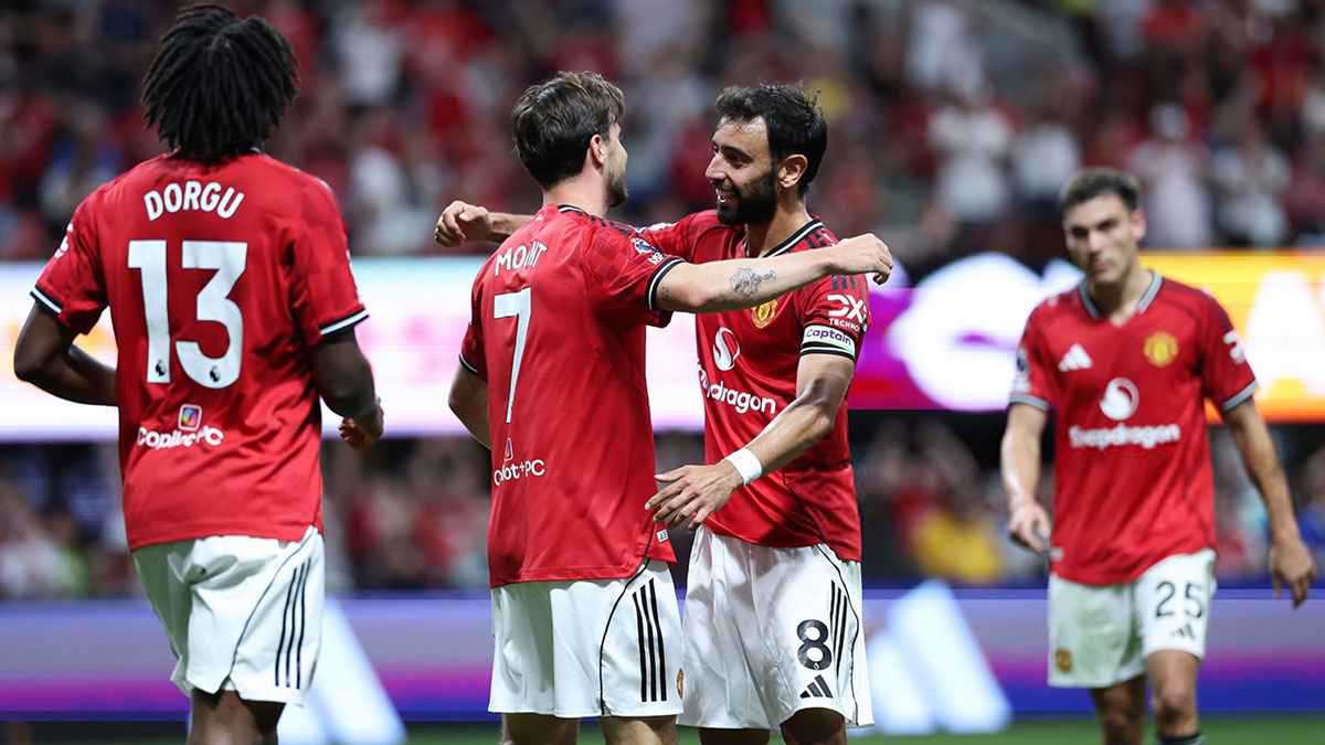 فرصة للهلال والنصر.. مانشستر يونايتد يوافق على رحيل نجم الفريق