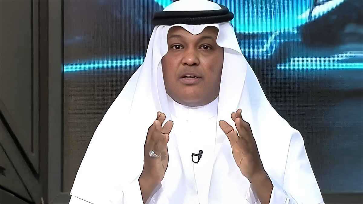 كأنه يقول “أقيلوني”.. عبد الله فلاته يهاجم مدرب المنتخب السعودي (فيديو)