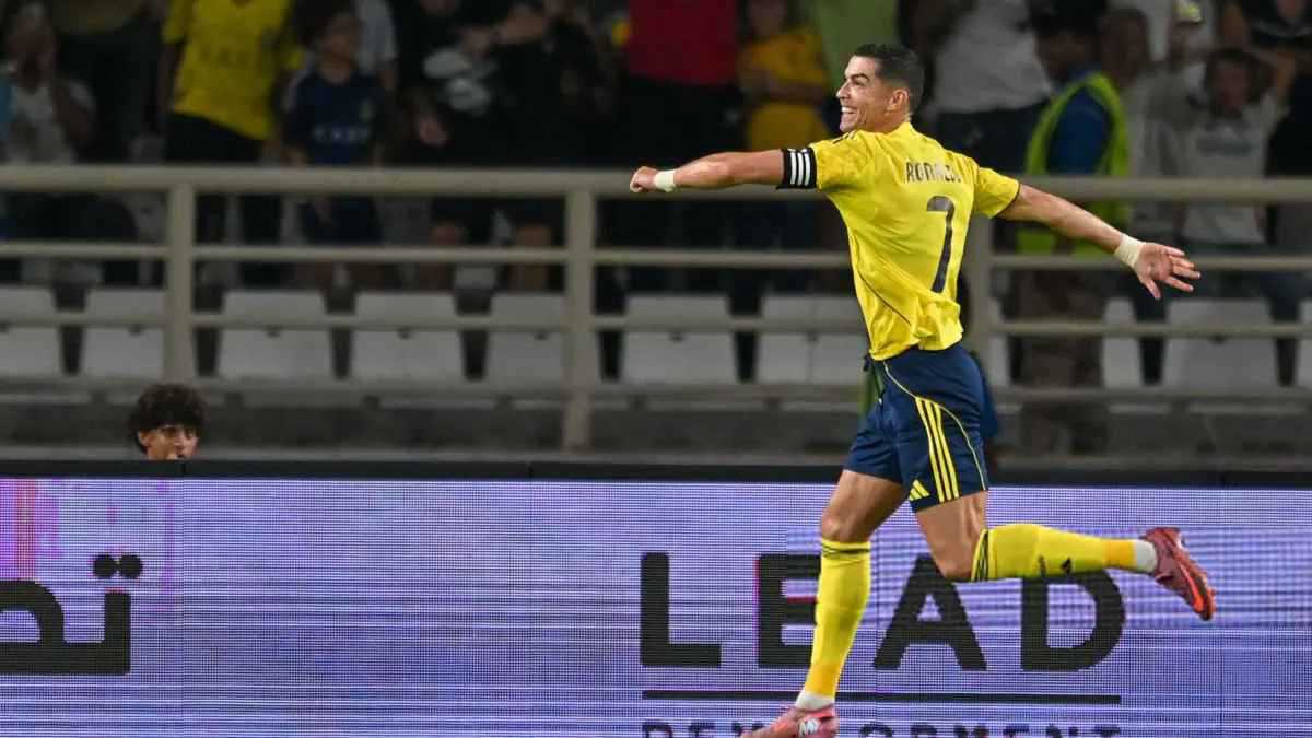 كم تبلغ مكافأة كريستيانو رونالدو إذا حقق النصر لقب الدوري السعودي؟