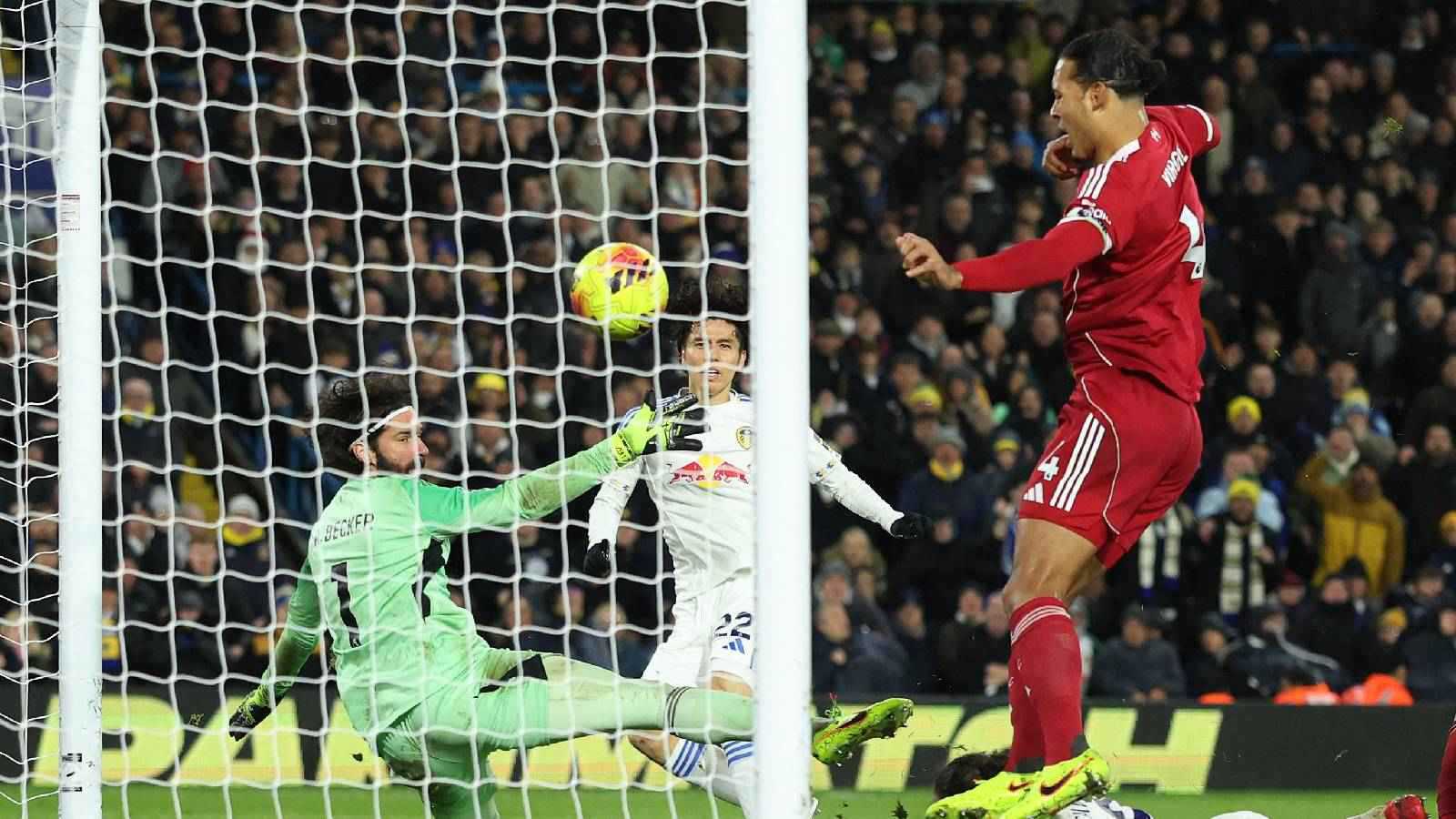 ليدز يحرم ليفربول من الانتصار بتعادل قاتل في الدوري الإنجليزي