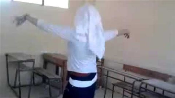مصادر تكشف استبعاد مدير مدرسة بالخصوص وإحالة طاقم الإشراف للتحقيق بسبب “رقص طالبة”