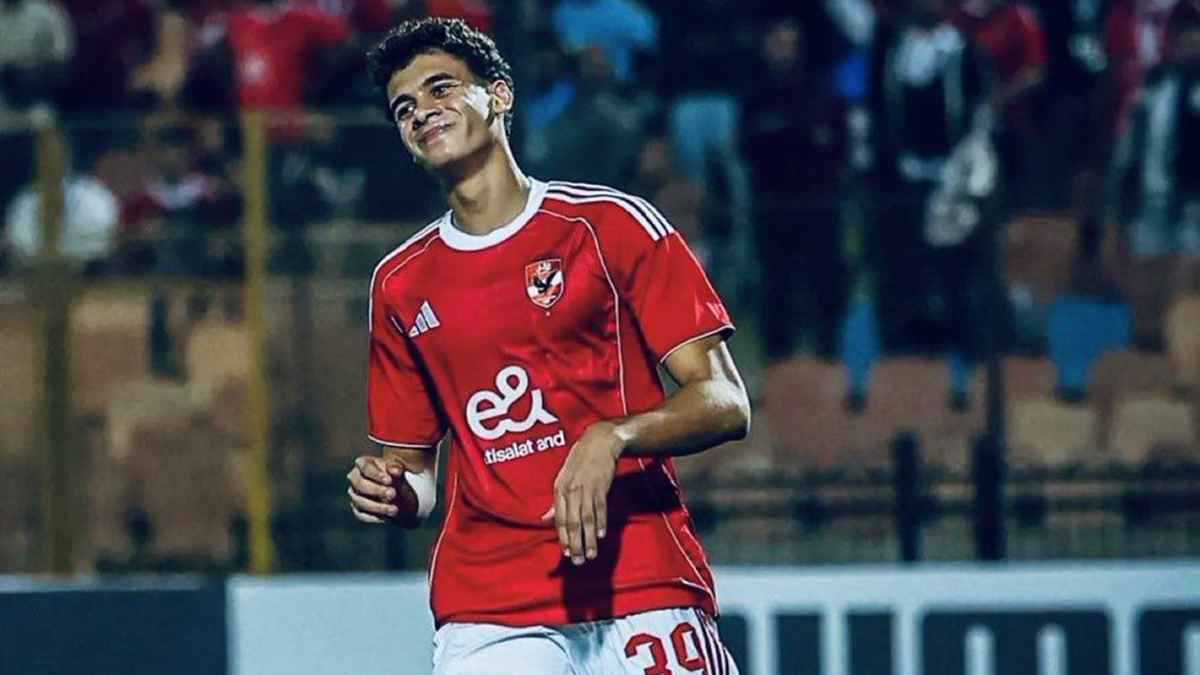 موقف الأهلي النهائي من رحيل حمزة عبد الكريم إلى برشلونة