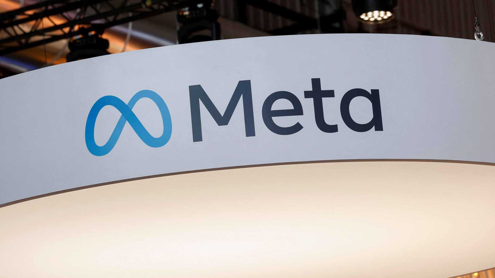 ميتا تحدد سقف الروابط على فيسبوك للمشتركين المدفوعين فقط‎