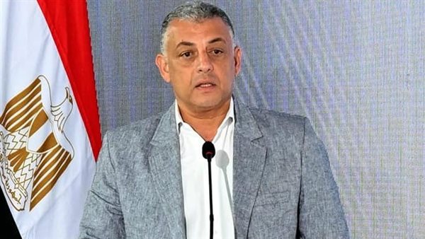 نائب محافظ الإسماعيلية يوجَّه بتطبيق آلية إصدار تراخيص أبراج المحمول بالمراكز والمدن والأحياء الثلاثة