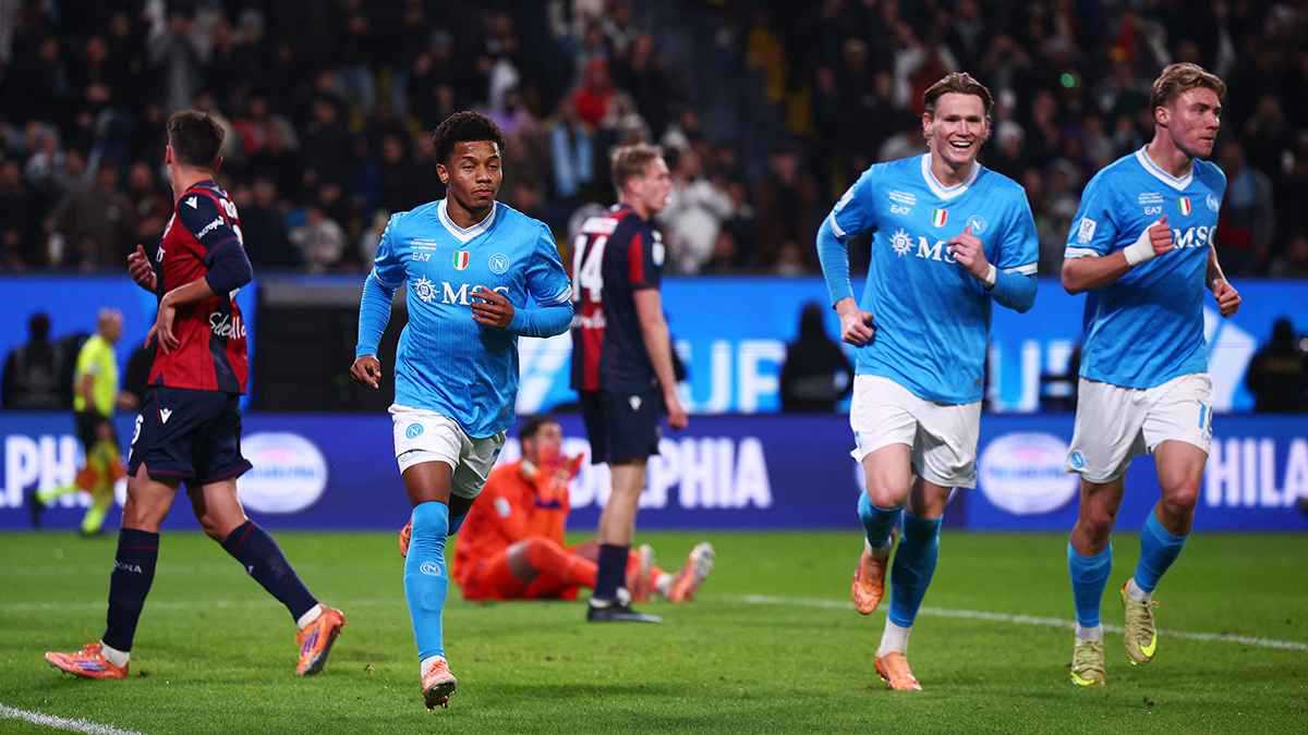 نابولي يقهر بولونيا ويتوج بكأس السوبر الإيطالي (فيديو)