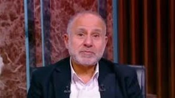 هل السيكوباتي يولد هكذا أم تصنعه البيئة؟.. أستاذ طب نفسي يشرح الأسباب