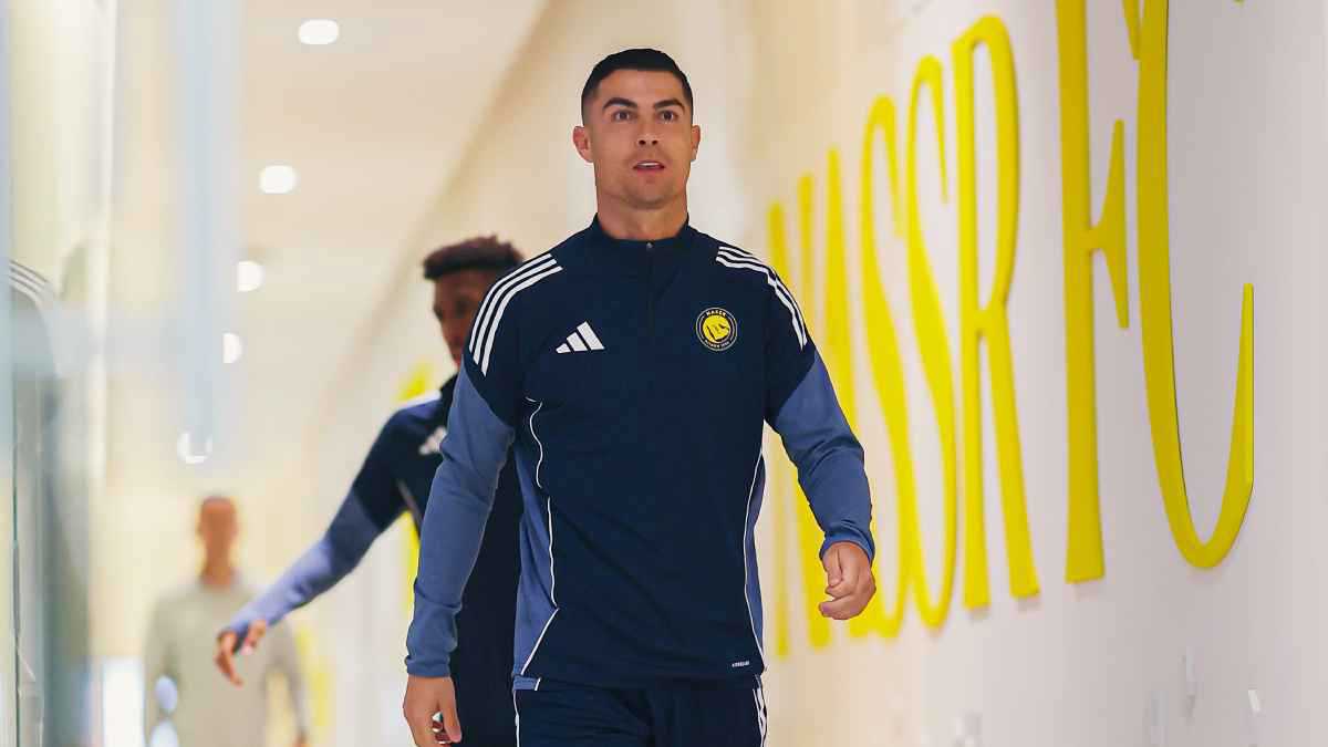 هل ستدفع “نايكي” مليار يورو لكريستيانو رونالدو مقابل عقد جديد؟