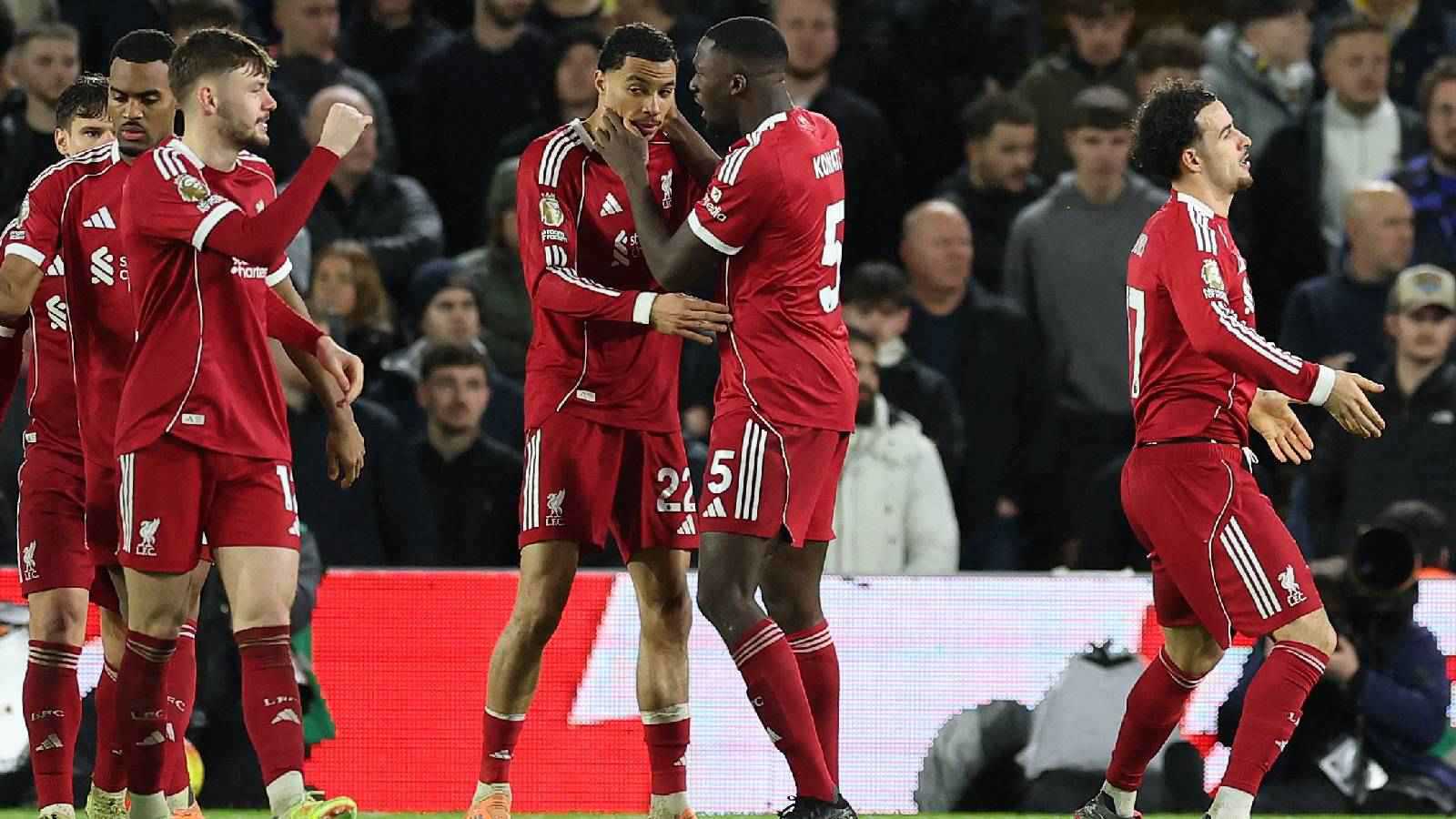 يجب أن يدرب الفريق غدا.. جماهير ليفربول تطلب تعيين “الأسطورة” فورا