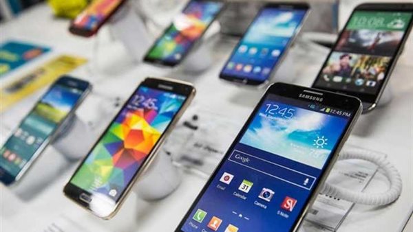 أحمد النبراوي: أدعم فرض رسوم على الهواتف القادمة من الخارج ولكن بضوابط تراعي حقوق المصريين بالخارج