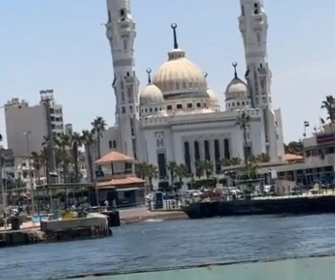 رحلة المعدية