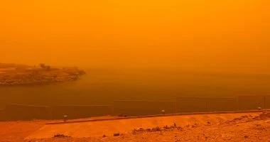 الأرصاد تحذر من تقلبات جوية وعواصف ترابية وأمطار رعدية تضرب عدة مناطق بالجمهورية