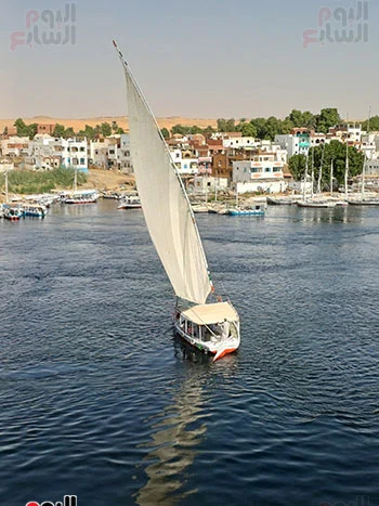 ظل-المراكب-أمام-البيوت-النوبية