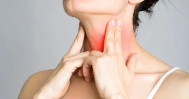 5 أطعمة أساسية للغدة الدرقية وتلك التي تؤثر سلبًا عليها