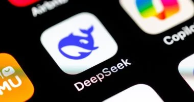 DeepSeek V4 يطلق تحديًا هائلاً لعالم الذكاء الاصطناعي