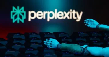 Perplexity AI يدير حسابك البنكي: ميزة مالية ذكية جديدة
