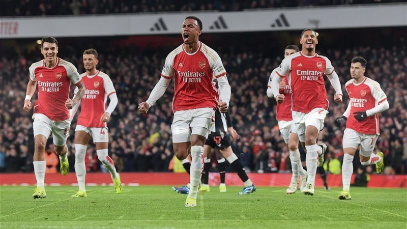 آرسنال يضع قدما في المربع الذهبي بدوري الأبطال عقب فوز قاتل
