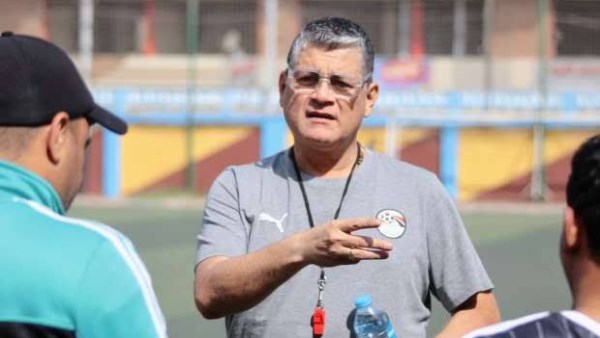 أبو المعاطي زكي يفتح النار على لجنة الحكام وينتقد أوسكار رويز بسبب غياب المعايير الثابتة