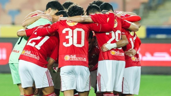 أحمد غانم سلطان: الزمالك سيتوج باللقب والأهلي سيفوز بالدوري في الجنة فقط