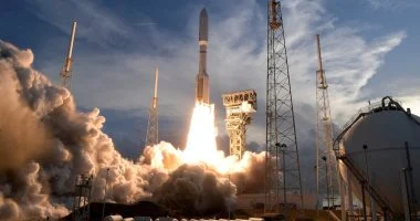 أمازون تدفع 11.57 مليار دولار لتعزيز شبكة أقمارها الصناعية ضد ستارلينك