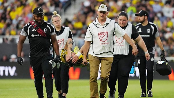 أمير هشام يكشف تفاصيل إصابة وسام أبو علي في الركبة خلال مباراة أورلاندو سيتي