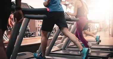 أيهما أفضل للعضلات: الكرياتين أم الأحماض الأمينية؟