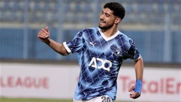 إبراهيم عادل يرفض تشبيهه بمحمد صلاح ويكشف عن انتمائه الكروي وطموحه في الدوري الإسباني