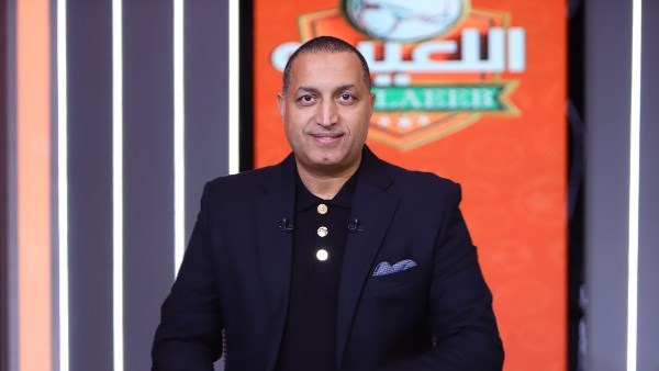 إيهاب الخطيب يهاجم أوسكار رويز بسبب تراجع تصريحاته حول حكام مباراة القمة احترموا عقول الناس