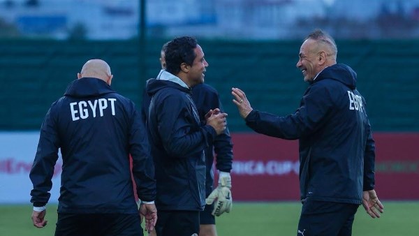 اتحاد الكرة يستقر على زيادة الرواتب الشهرية لحسام حسن وجهازه المعاون بمنتخب مصر