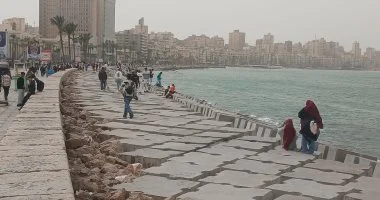 الأرصاد تعلن انخفاض درجات الحرارة ونشاط رياح مثيرة للأتربة ببعض المناطق اليوم الأحد