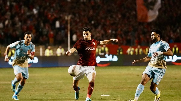 الأهلي يشتد ضغطه بعد 70 دقيقة وسط تمسك سيراميكا بالتقدم في معركة الدوري