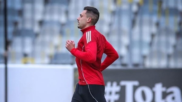 الأهلي يقرر تفعيل بند بيع جراديشار لنادي أوبيست المجري مقابل 2 مليون دولار