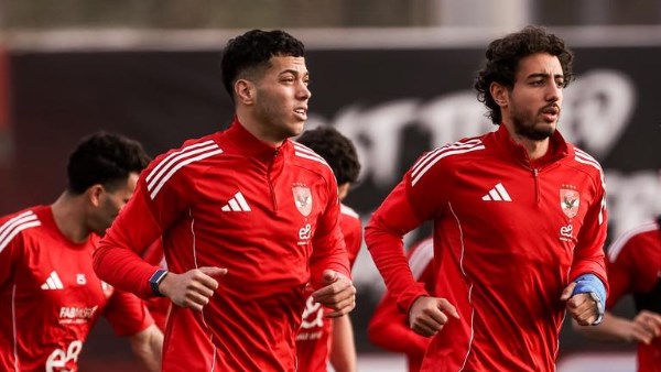 الأهلي ينتظر هدايا المنافسين لاستعادة صدارة الدوري