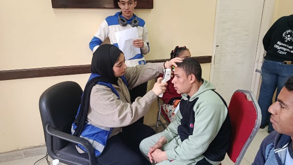 الأولمبياد الخاص المصري ينظم قافلتين طبيتين لخدمة لاعبيه في الغربية والإسكندرية ضمن خطة البرنامج الفني الصحي