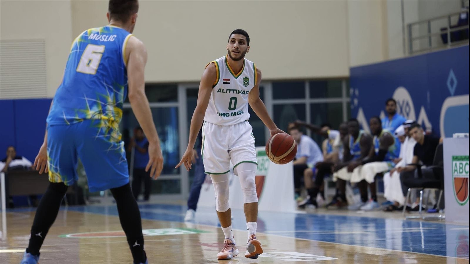 الاتحاد السكندري يطيح بمدربه الإسباني أوسكار وجهازه المعاون بعد الخروج من كأس مصر للسلة