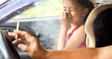 التدخين خلف المقود سم قاتل يهدد صحتك وسلامتك