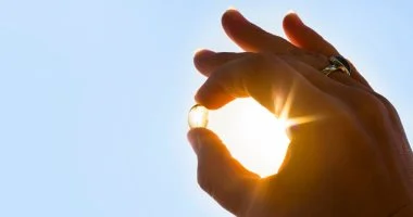 التوقيت الصيفي وفيتامين د: اكتشف الأوقات المثلى للشمس الآمنة