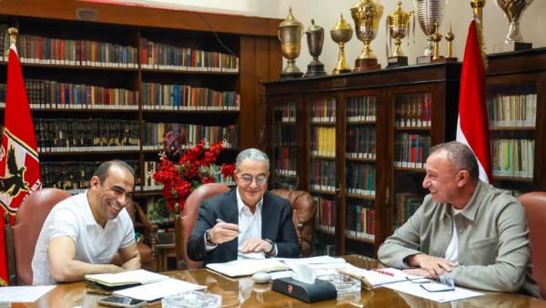 الخطيب يترأس ثورة تصحيح في قطاع الكرة بالأهلي وإعادة هيكلة شاملة للمنظومة الإدارية والتعاقدات