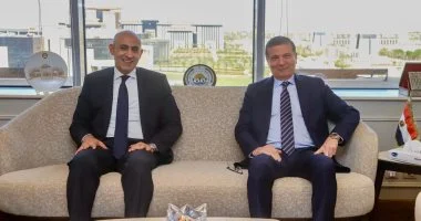 الزراعة والتعليم يبحثان التوسع في مدارس التكنولوجيا التطبيقية لتأهيل الكوادر الفنية بشراكات دولية