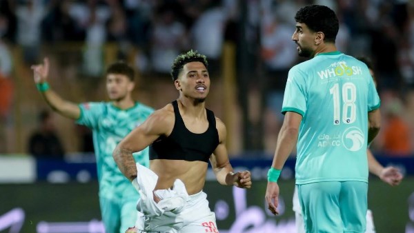 الزمالك يرفض إراحة بيزيرا أمام إنبي رغم خطر الغياب عن مباراة القمة للأيقاف