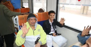 السكة الحديد تخصص قطاراً لنقل مئات الأسر السودانية إلى أسوان ضمن رحلات العودة الطوعية