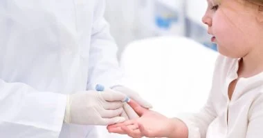 العطش الشديد.. علامات مبكرة لمرض السكر عند الأطفال تستدعي الانتباه